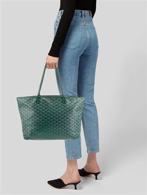 goyard artois tote price 2019|goyard artois pm vs mm.